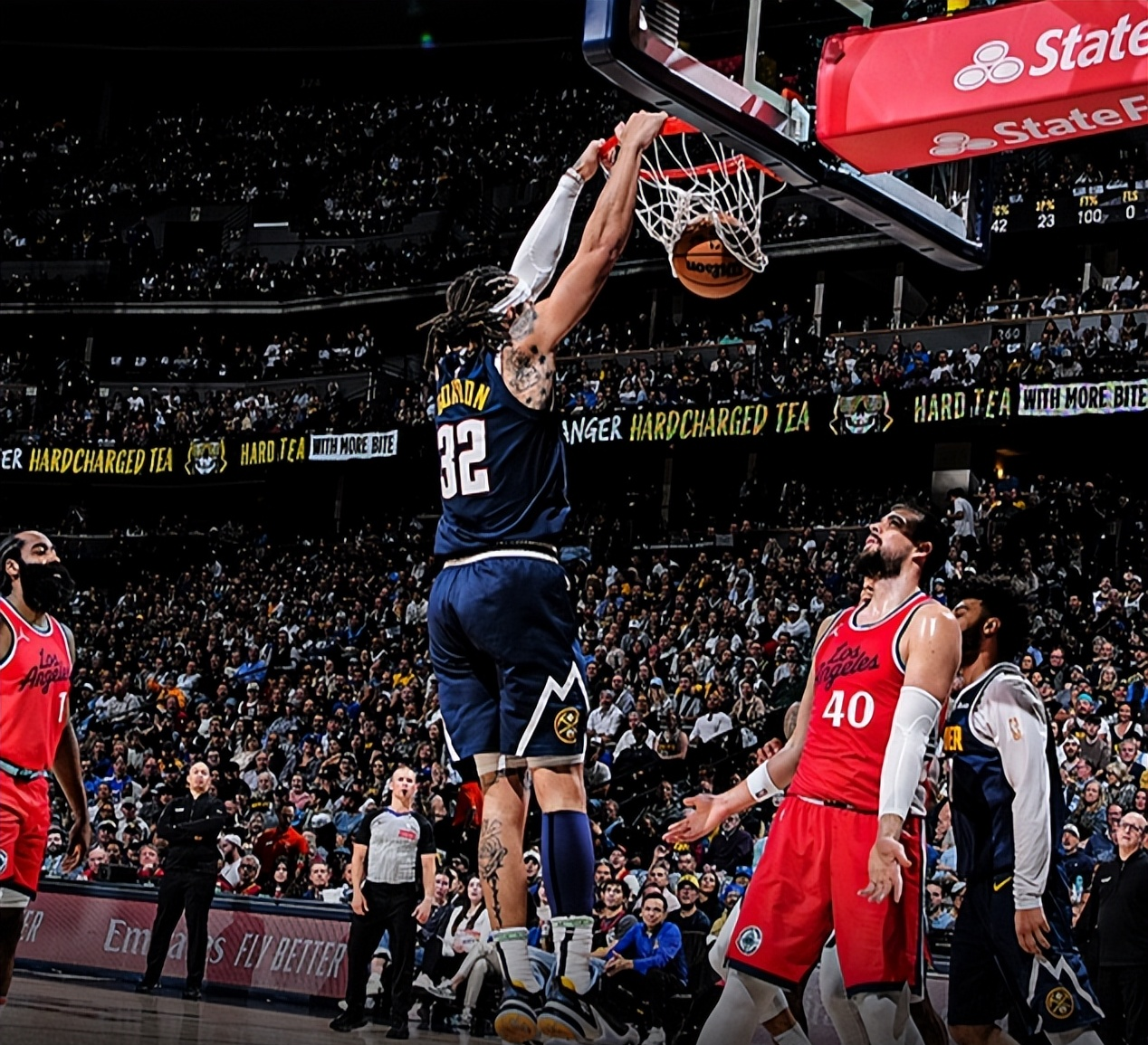 爱游戏入口-快船逆转篮网，拉文点燃赛场