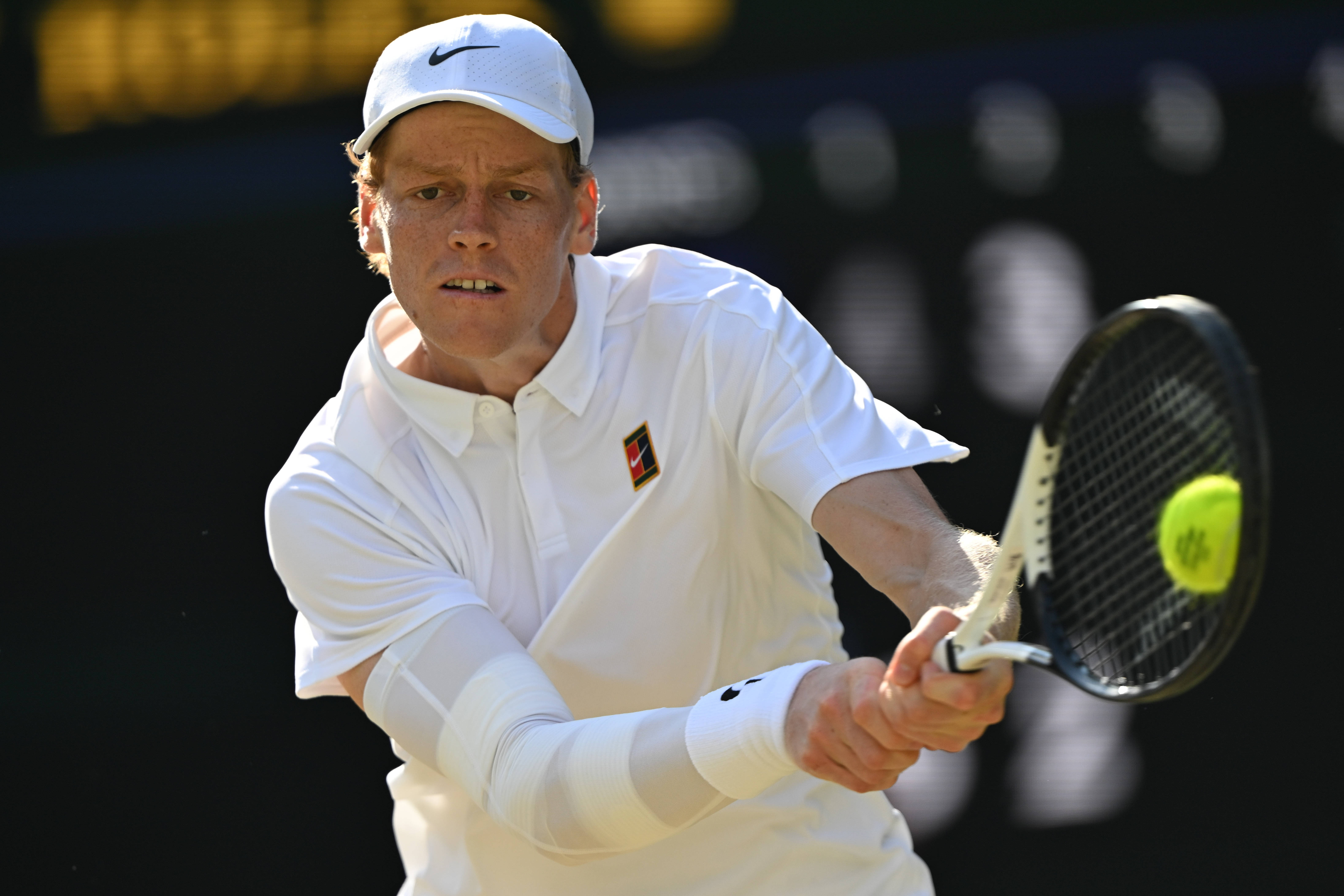 爱游戏2026-年终总决赛碾压澳网，辛纳扛起全队