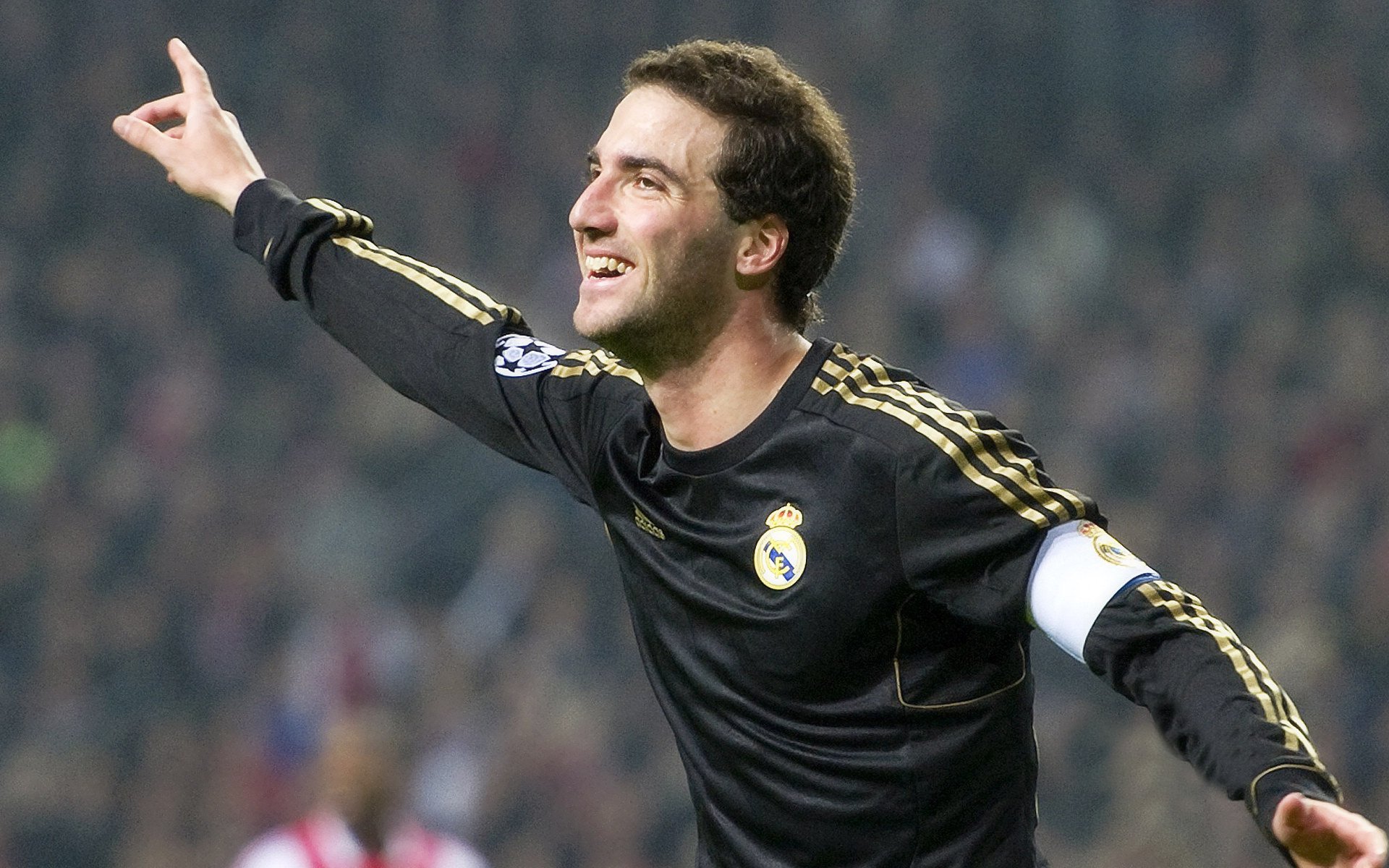 爱游戏在线-太阳加时破疆,英超争冠悬念再添烽火?