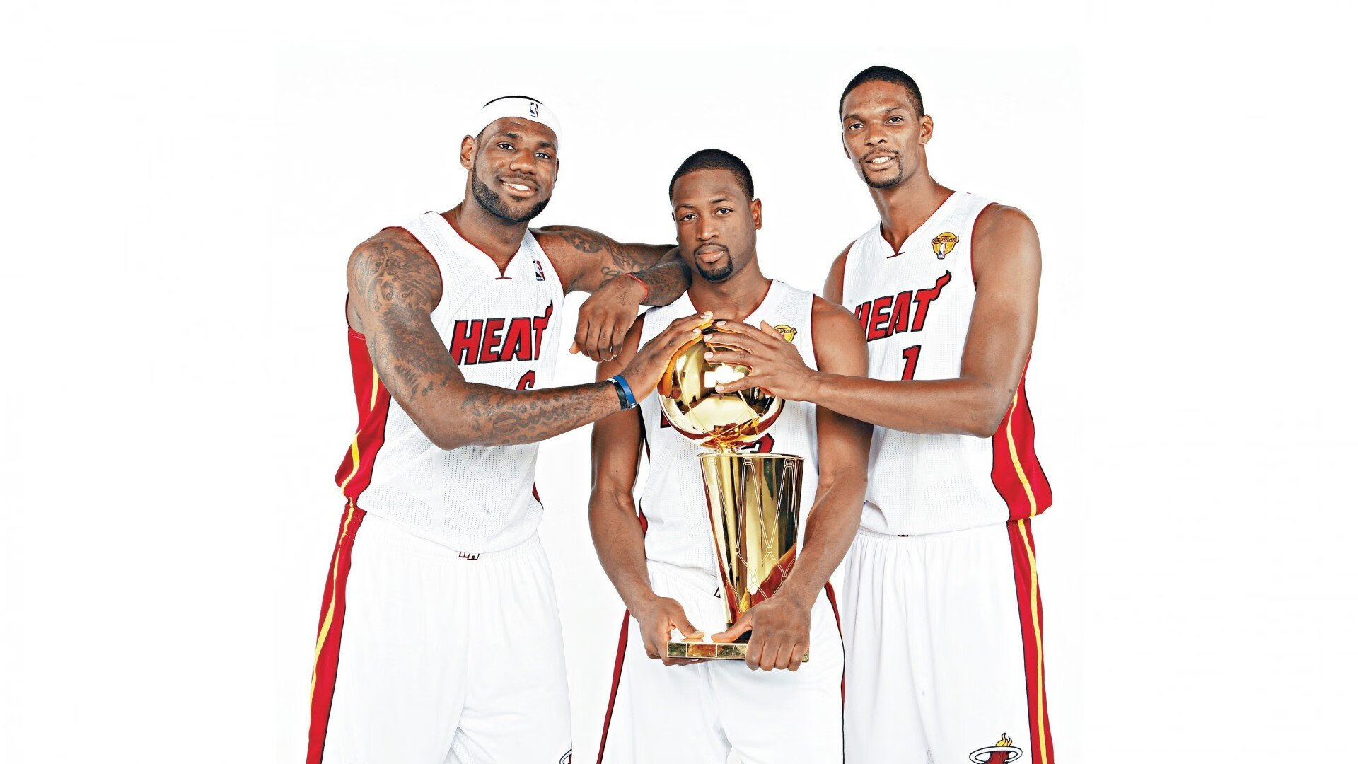 爱游戏体育-热火决胜局带走老鹰,小贾伦在F1新赛季揭幕战接管比赛,跨界竞技场上的终结者哲学